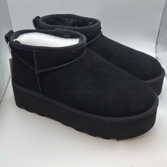CUSHIONAIRE Cozy Womenβs Platform Ankle Boots SIZEβ9.5 BLACK - Picture 1 of 7